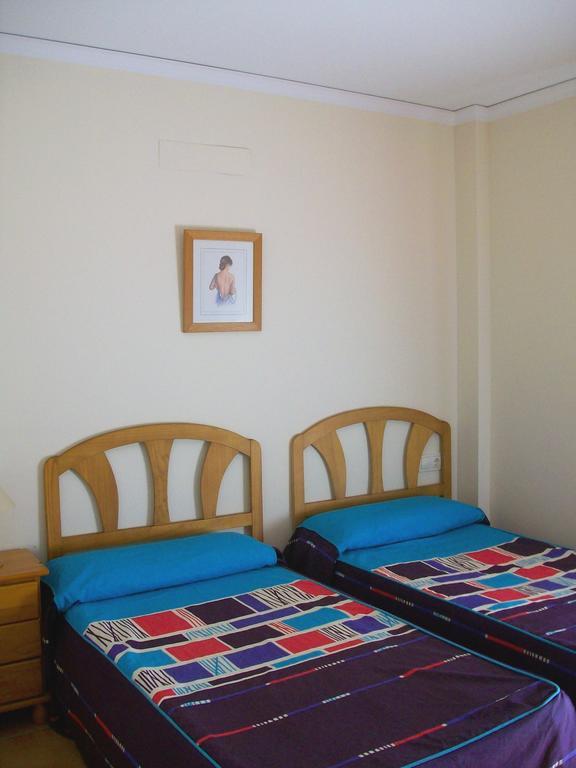 Apartamentos Par Tres - Oliva Nova Kamer foto