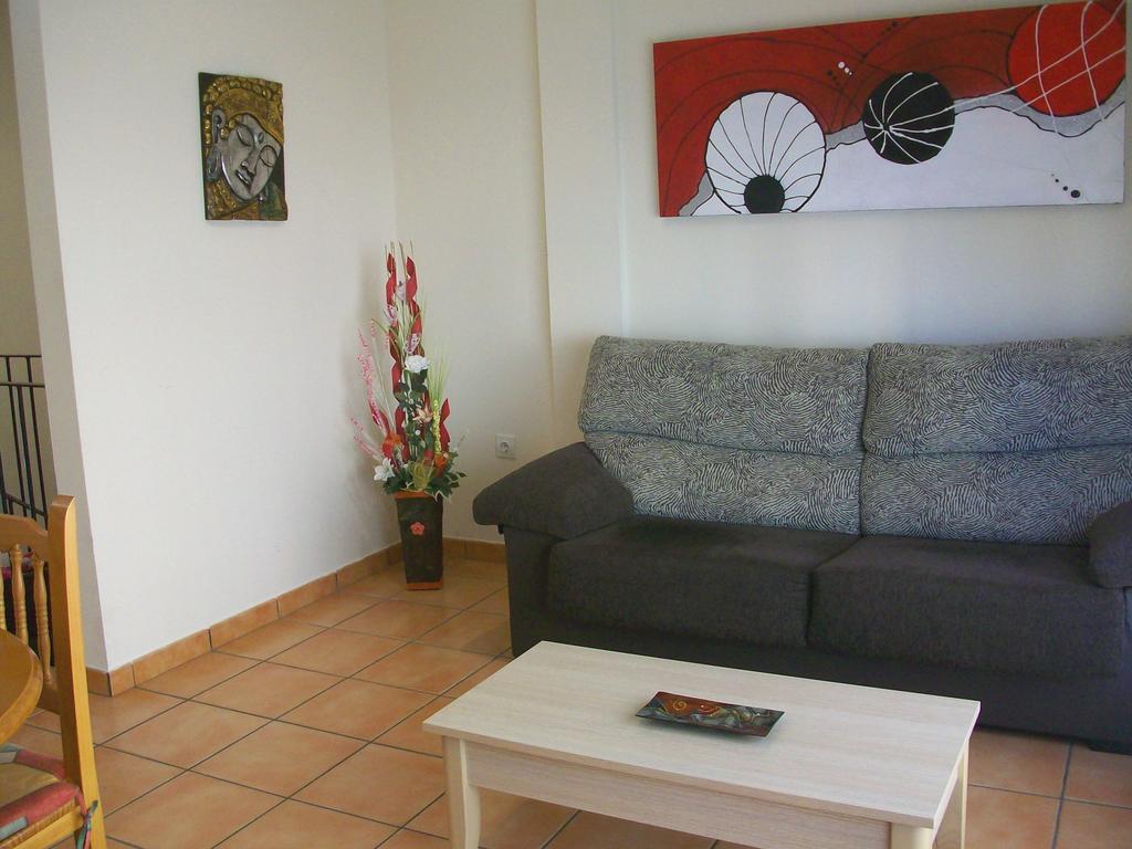 Apartamentos Par Tres - Oliva Nova Kamer foto