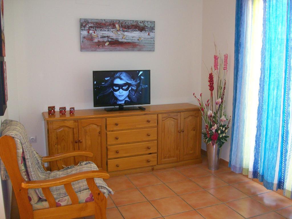 Apartamentos Par Tres - Oliva Nova Kamer foto