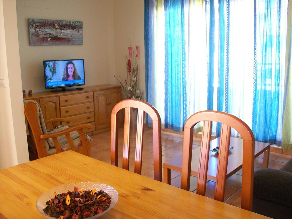 Apartamentos Par Tres - Oliva Nova Kamer foto
